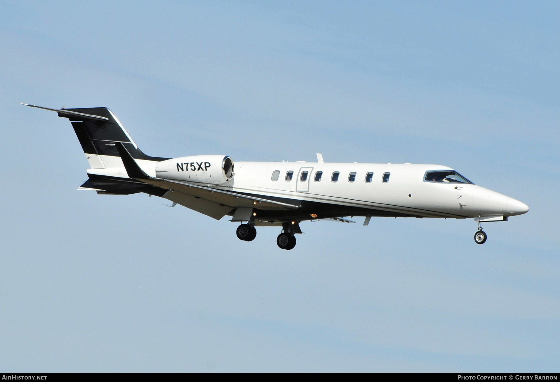 Aircraft Photo of N75XP | Learjet 45 | AirHistory.net #826161