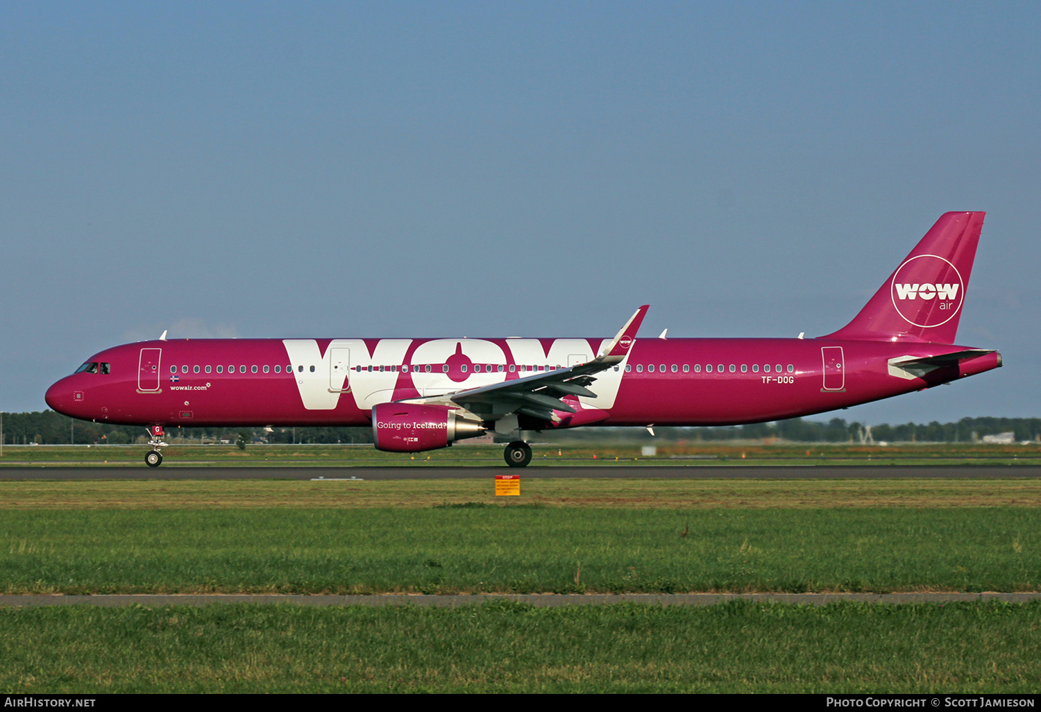 Aircraft Photo of TF-DOG | Airbus A321-111 | WOW Air | AirHistory.net #826165