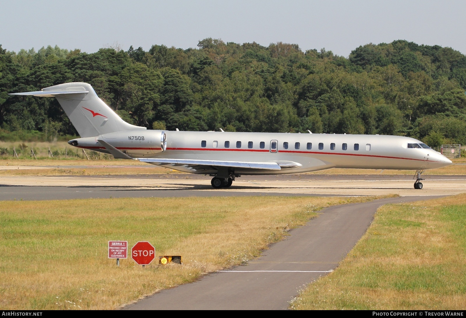Aircraft Photo of N7508 | Bombardier Global 7500 (BD-700-1A10) | VistaJet | AirHistory.net #826199