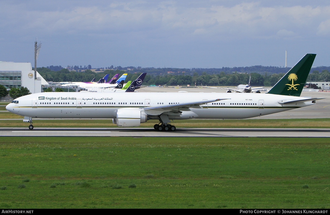 Aircraft Photo of HZ-HM5 | Boeing 777-3FG/ER | Kingdom of Saudi Arabia | AirHistory.net #826216