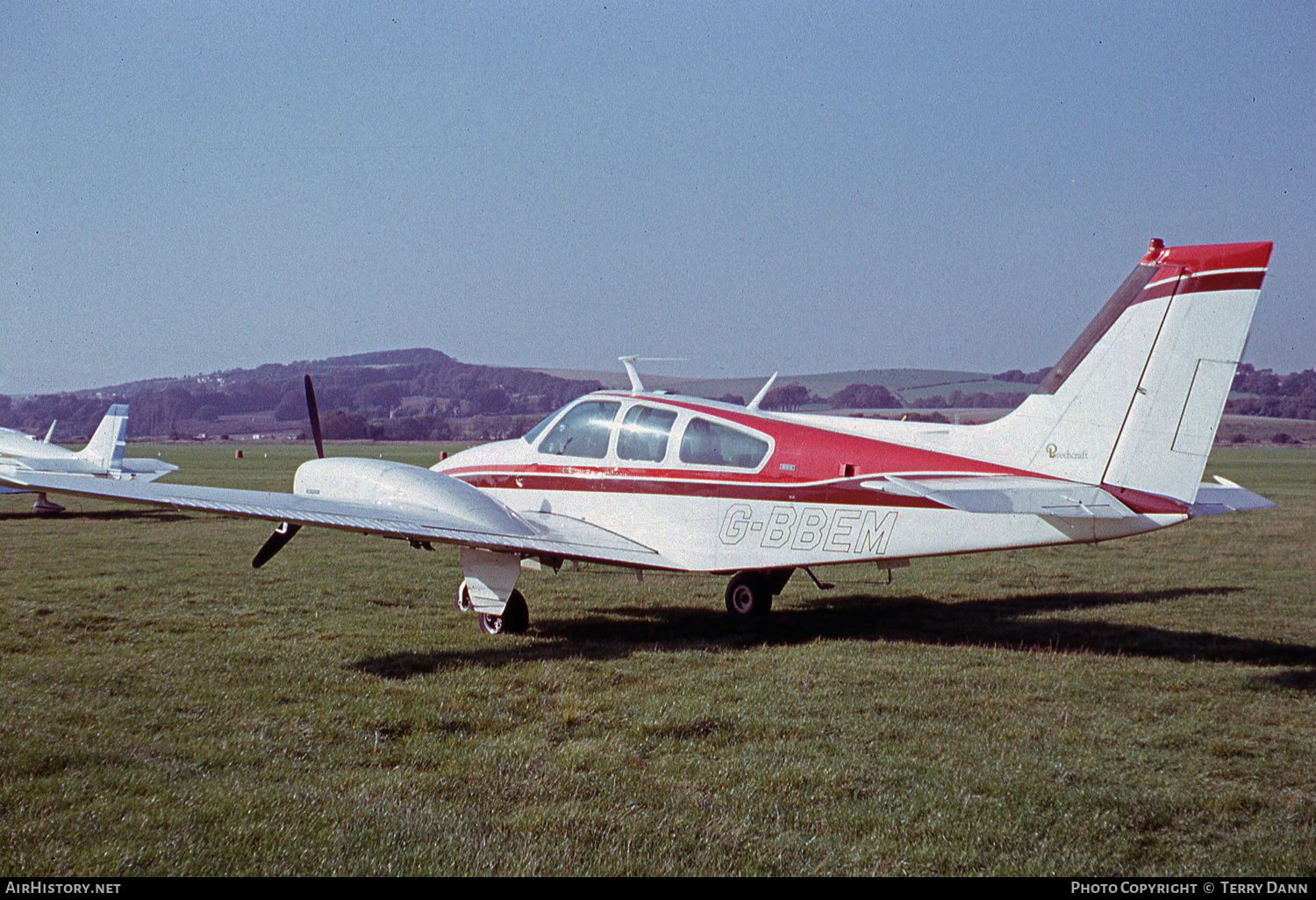 Aircraft Photo of G-BBEM | Beech 95-B55 Baron | AirHistory.net #826226