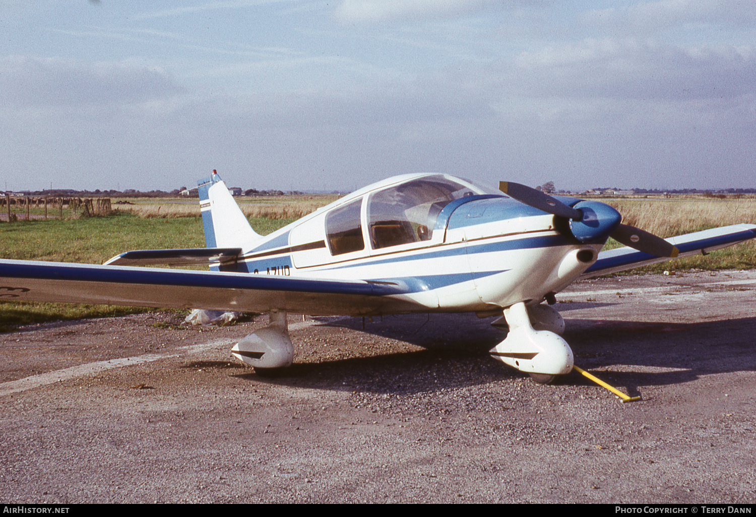 Aircraft Photo of G-AZHB | Robin HR-100-200B Royale | AirHistory.net #826320