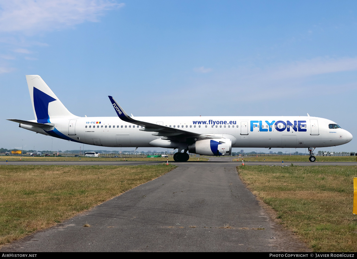 Aircraft Photo of YR-FIC | Airbus A321-231 | FlyOne | AirHistory.net #826326