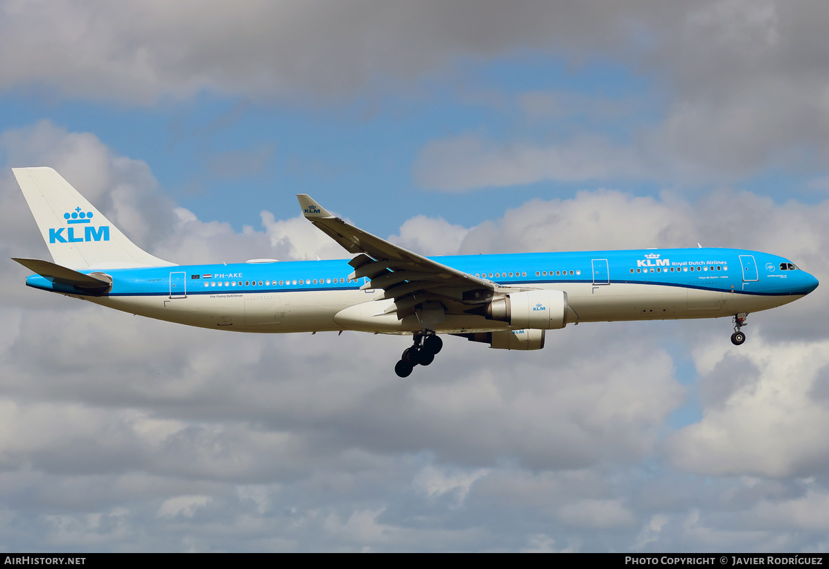 Aircraft Photo of PH-AKE | Airbus A330-303 | KLM - Royal Dutch Airlines | AirHistory.net #826373