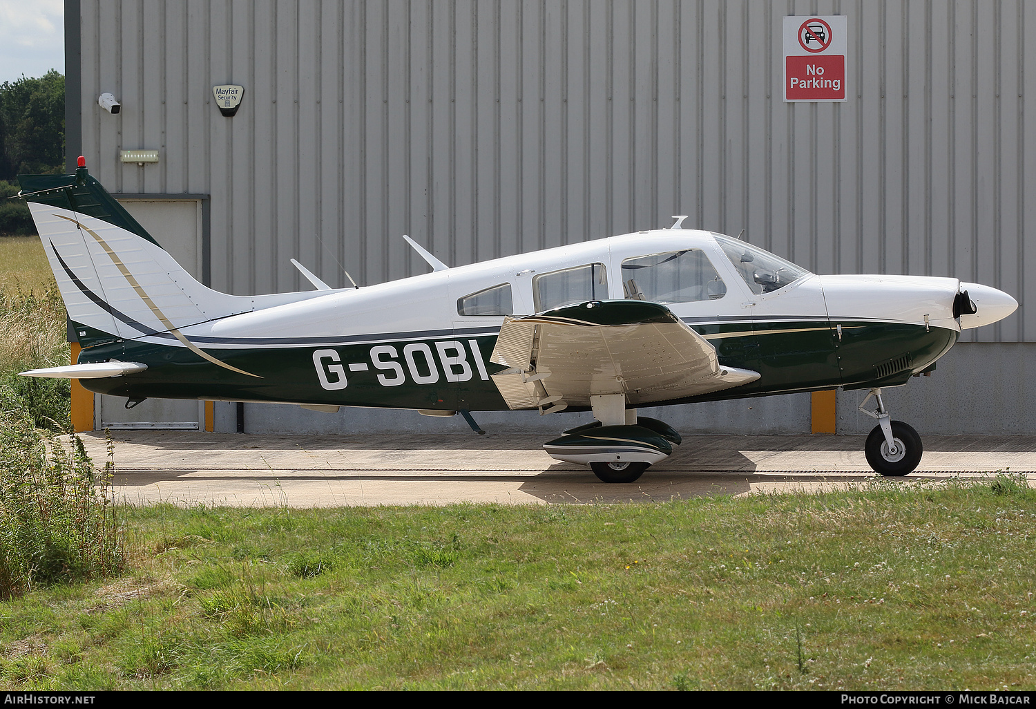 Aircraft Photo of G-SOBI | Piper PA-28-181 Cherokee Archer II | AirHistory.net #826388