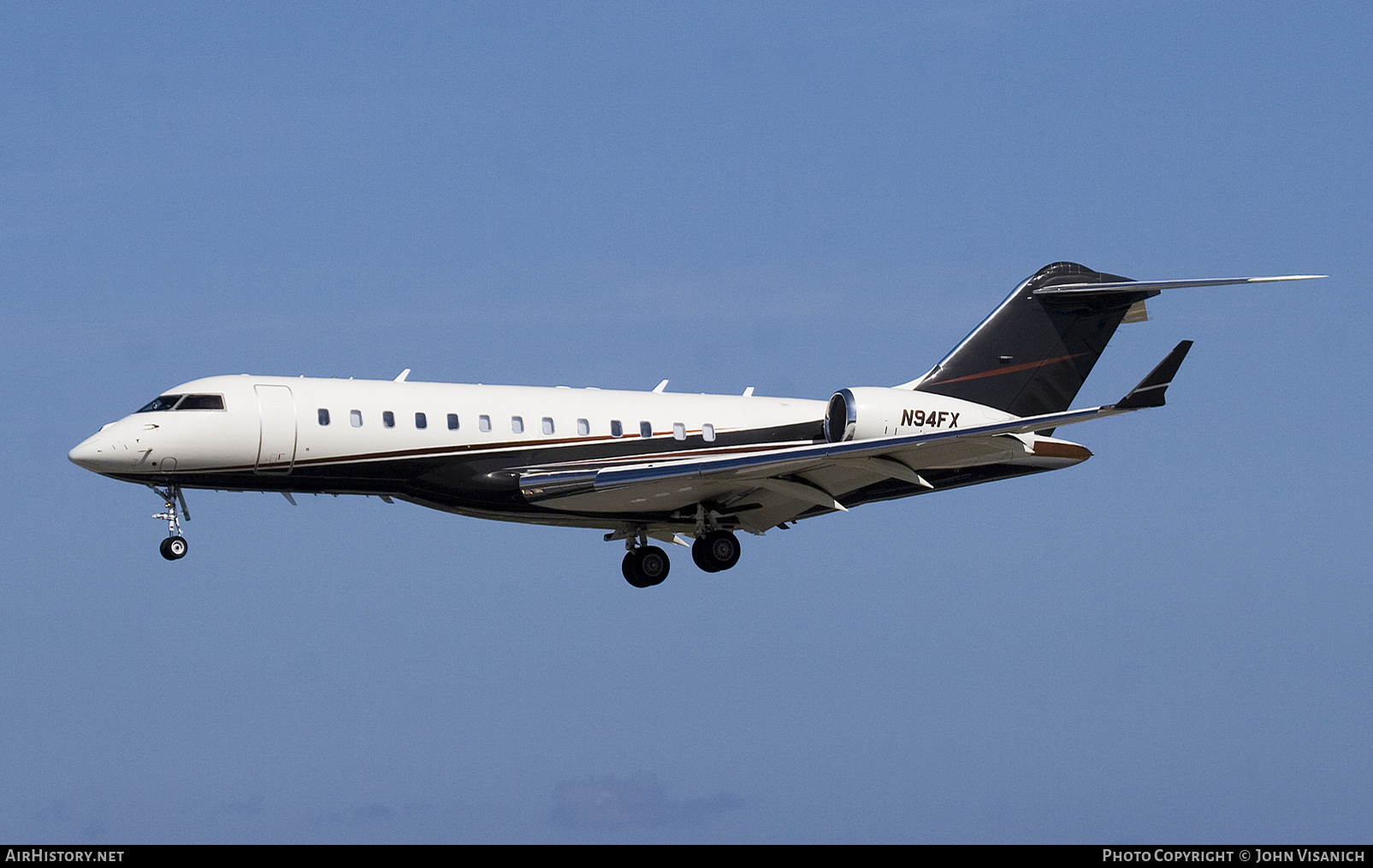 Aircraft Photo of N94FX | Bombardier Global Express XRS (BD-700-1A10) | AirHistory.net #826397