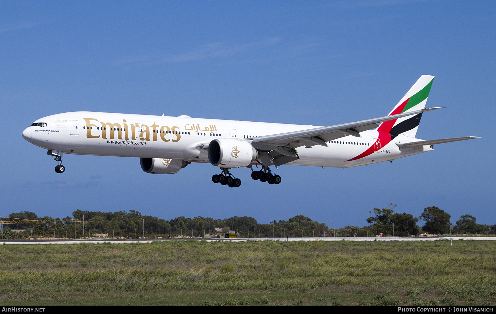 Aircraft Photo of A6-EBU | Boeing 777-31H/ER | Emirates | AirHistory.net #826405