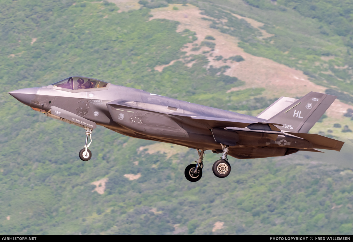 Aircraft Photo of 17-5251 | Lockheed Martin F-35A Lightning II | USA - Air Force | AirHistory.net #826483
