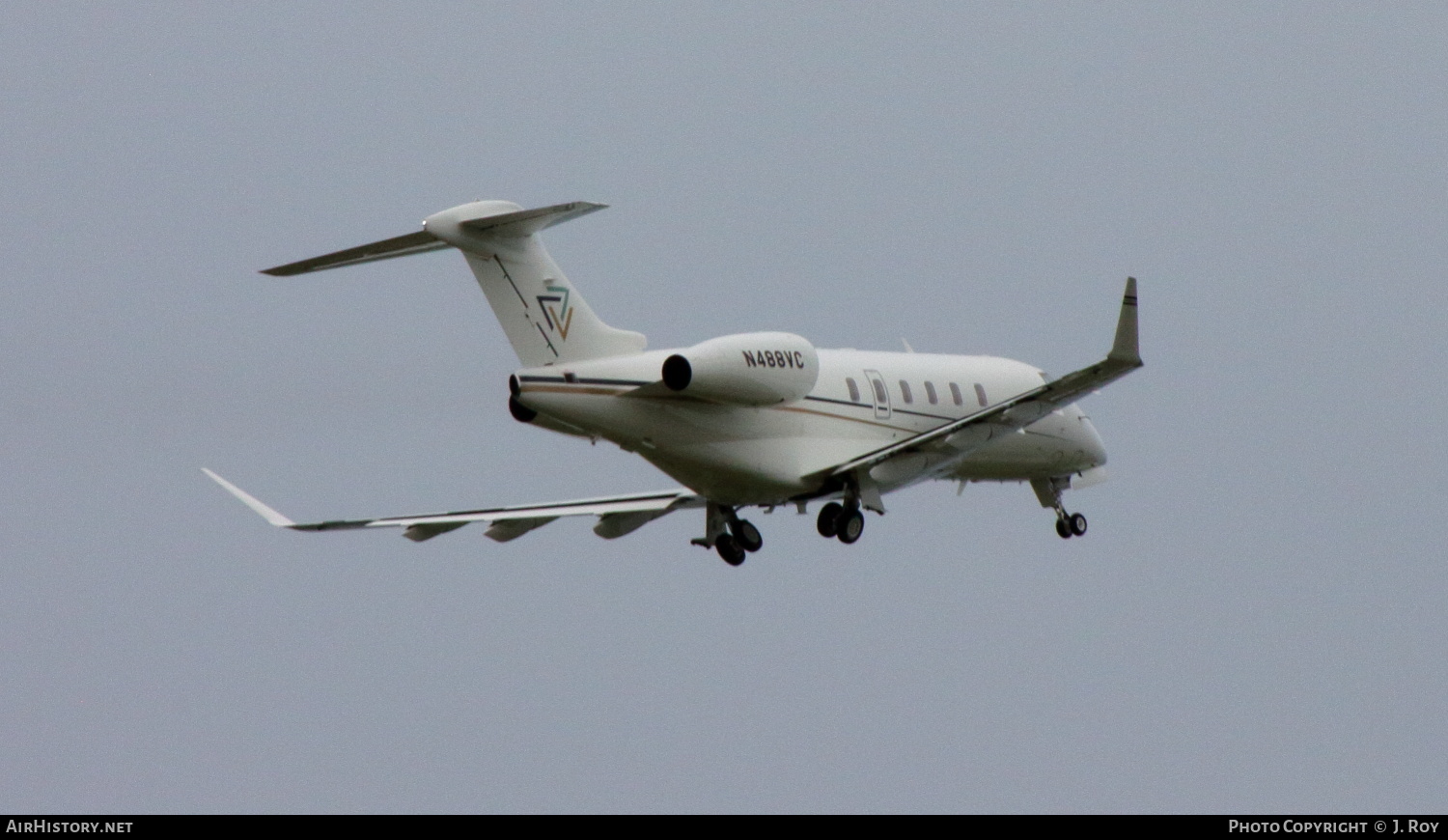 Aircraft Photo of N488VC | Bombardier Challenger 350 (BD-100-1A10) | AirHistory.net #826589