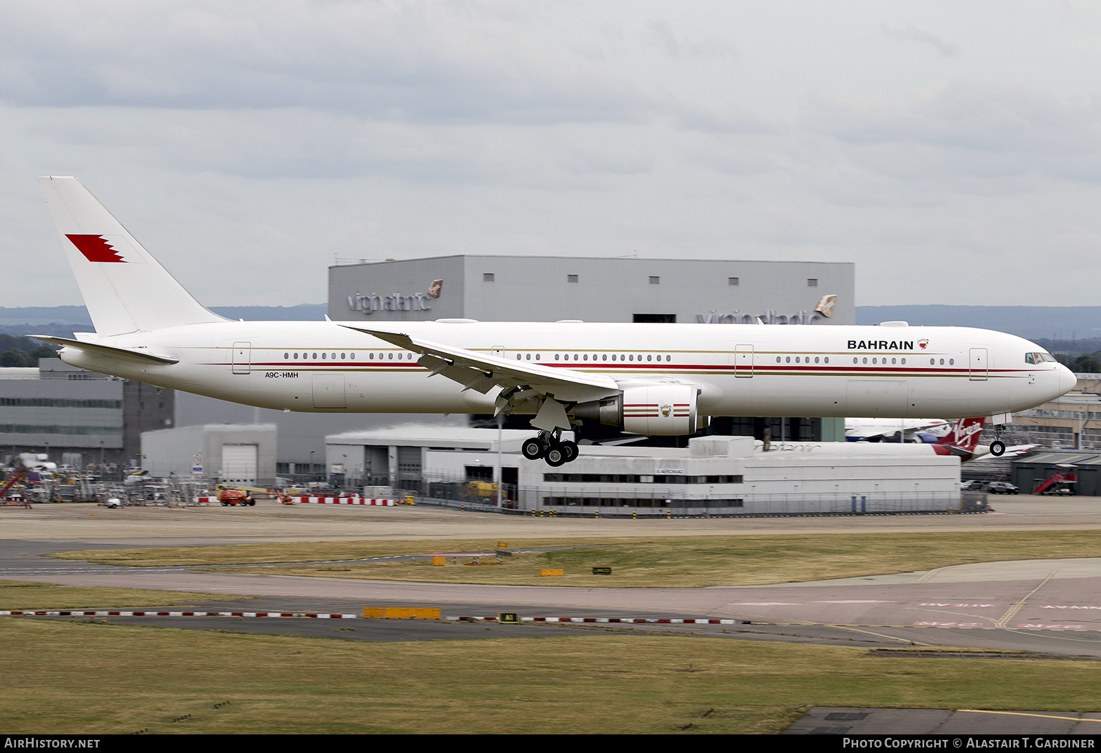 Aircraft Photo of A9C-HMH | Boeing 767-4FS/ER | Bahrain Royal Flight | AirHistory.net #826602