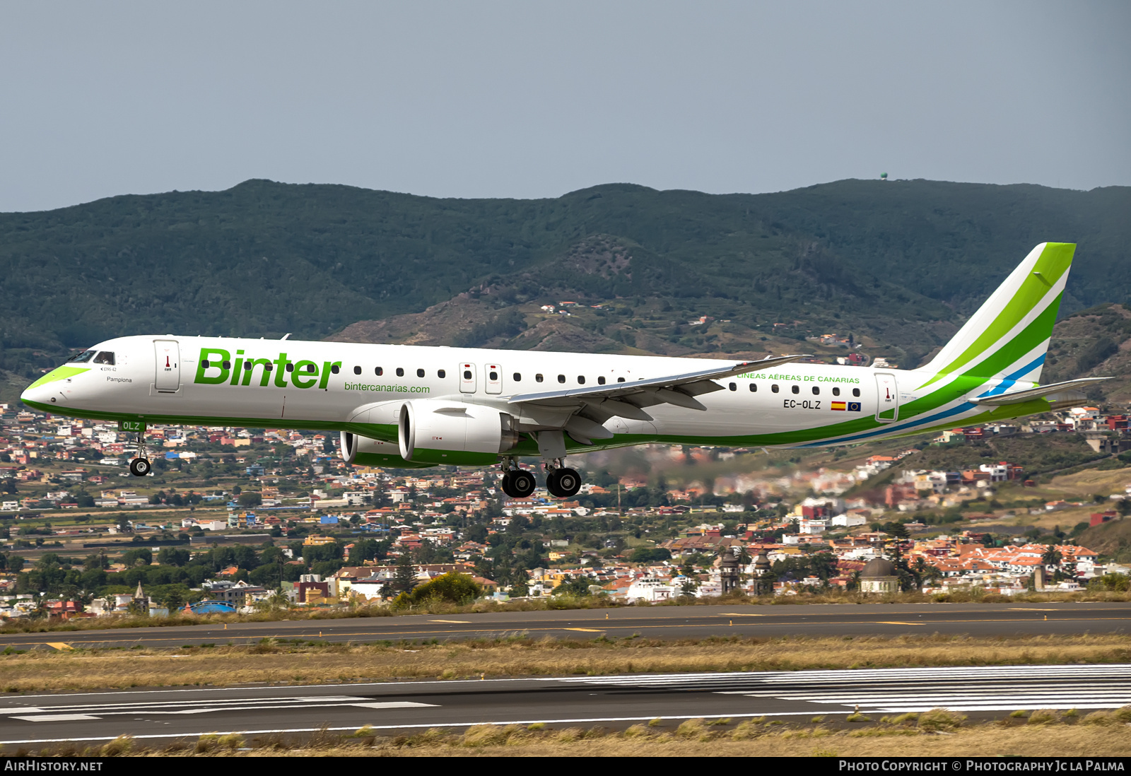 Aircraft Photo of EC-OLZ | Embraer 195-E2 (ERJ-190-400 STD) | Binter Canarias | AirHistory.net #826616
