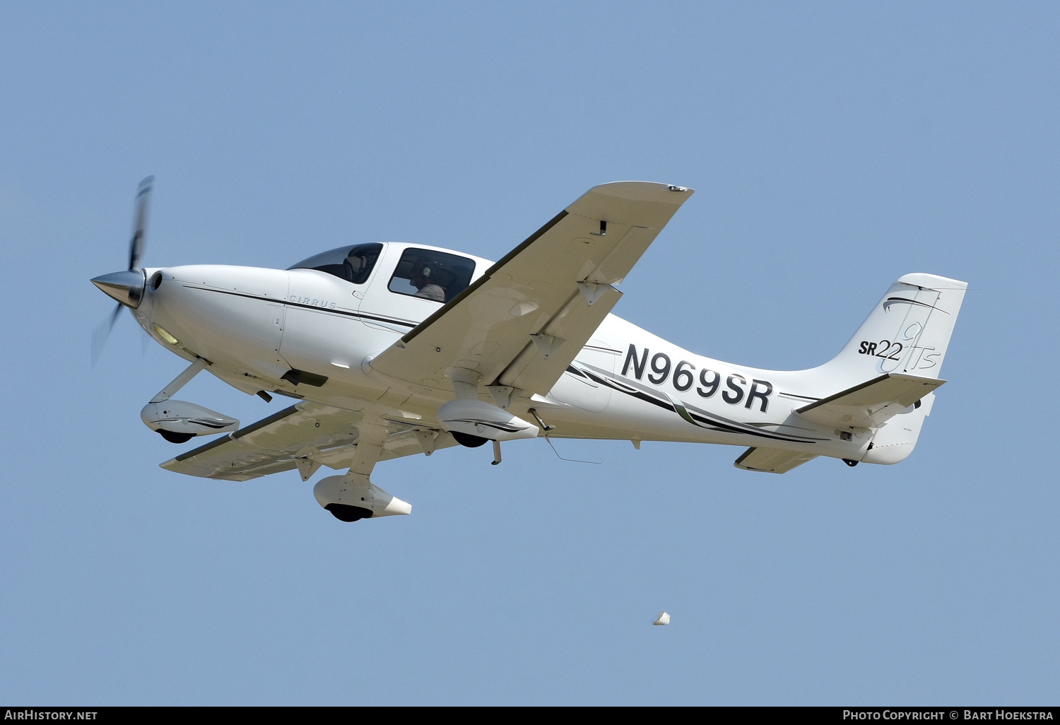Aircraft Photo of N969SR | Cirrus SR-22 GTS | AirHistory.net #826648