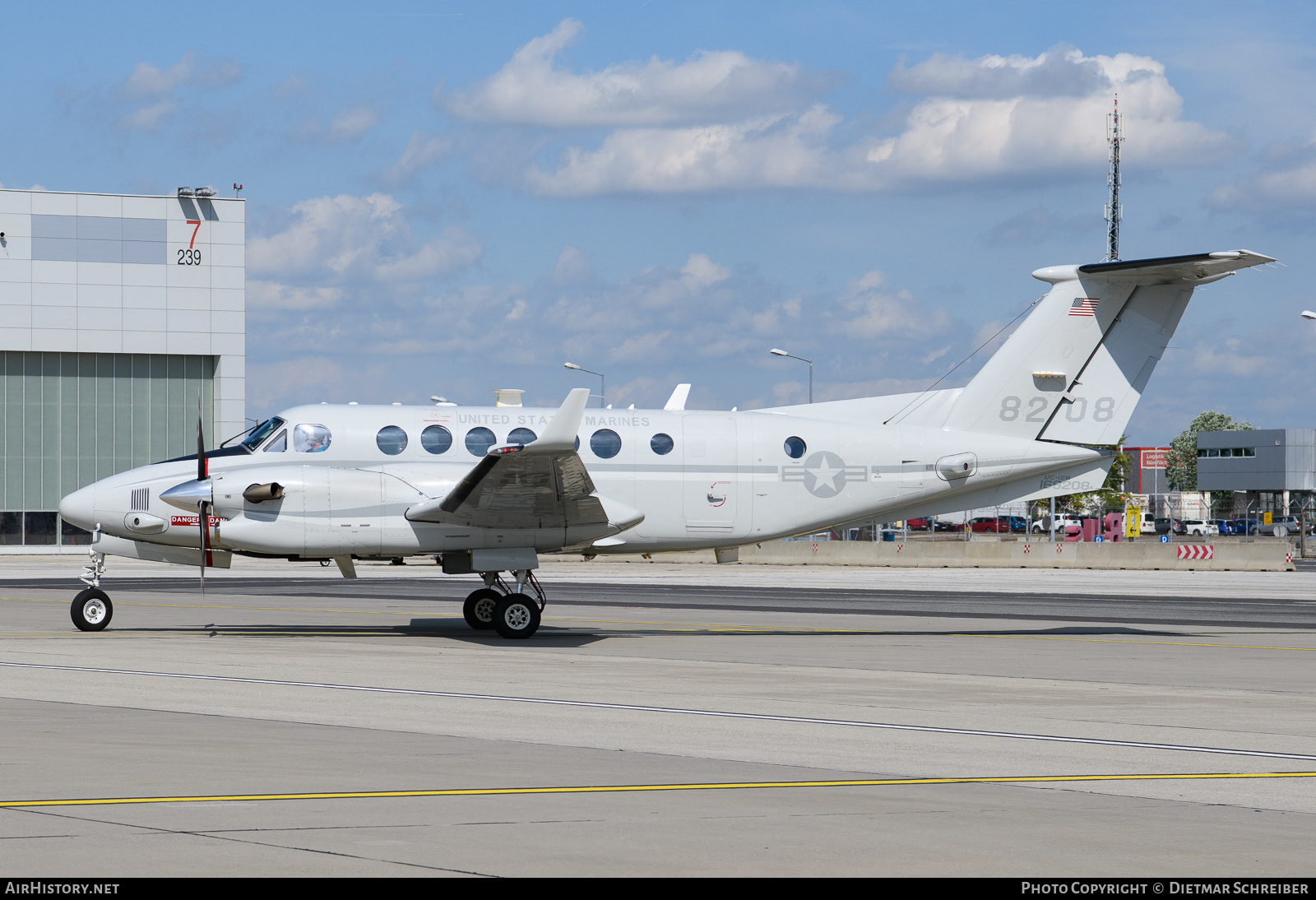 Aircraft Photo of 168208 | Hawker Beechcraft UC-12W Huron (B300C) | USA - Marines | AirHistory.net #826704