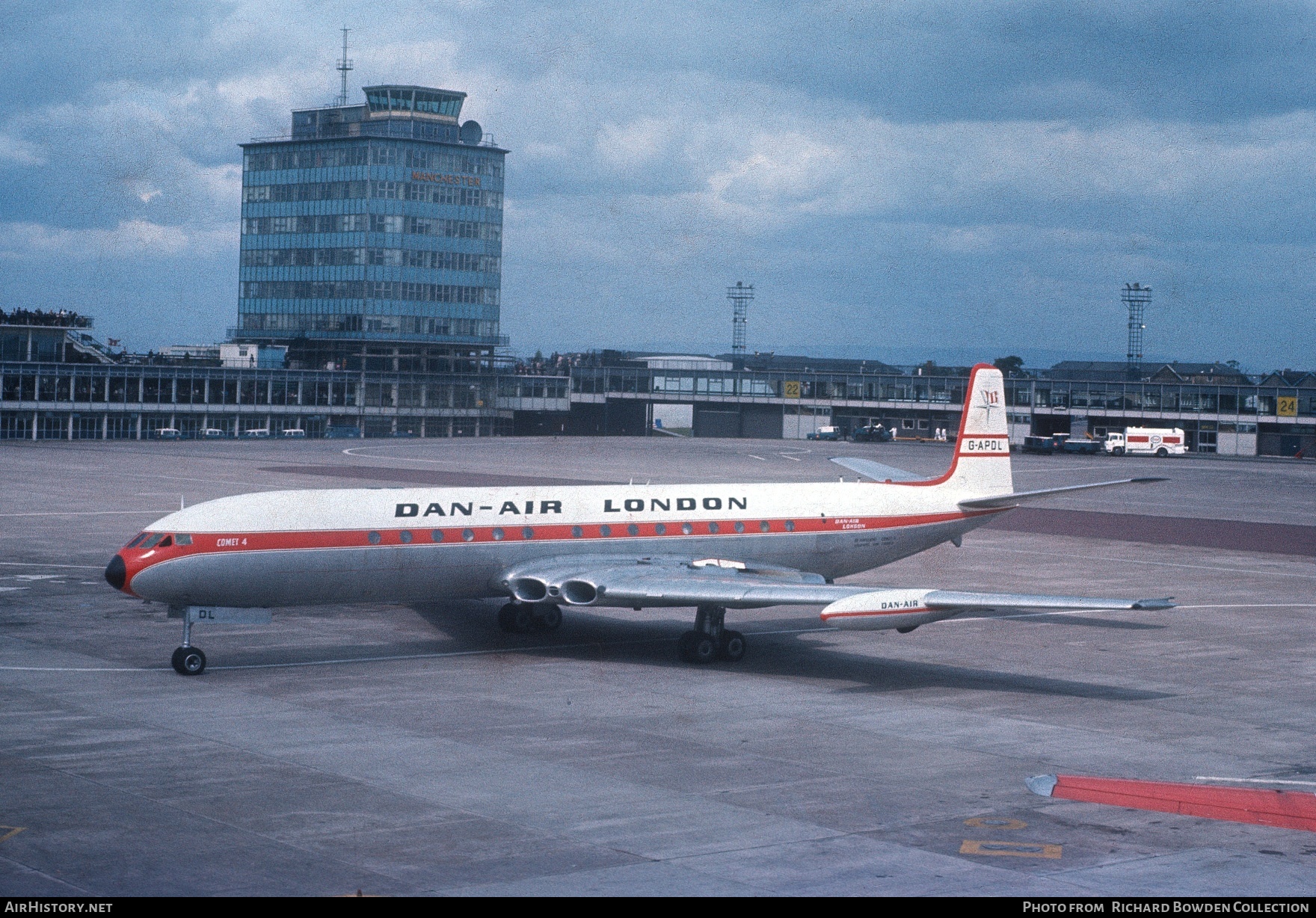 Aircraft Photo of G-APDL | De Havilland D.H. 106 Comet 4 | Dan-Air London | AirHistory.net #826715
