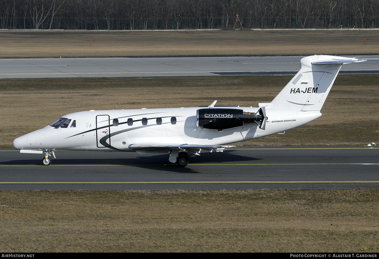 Aircraft Photo of HA-JEM | Cessna 650 Citation III | JetStream Group | AirHistory.net #826813