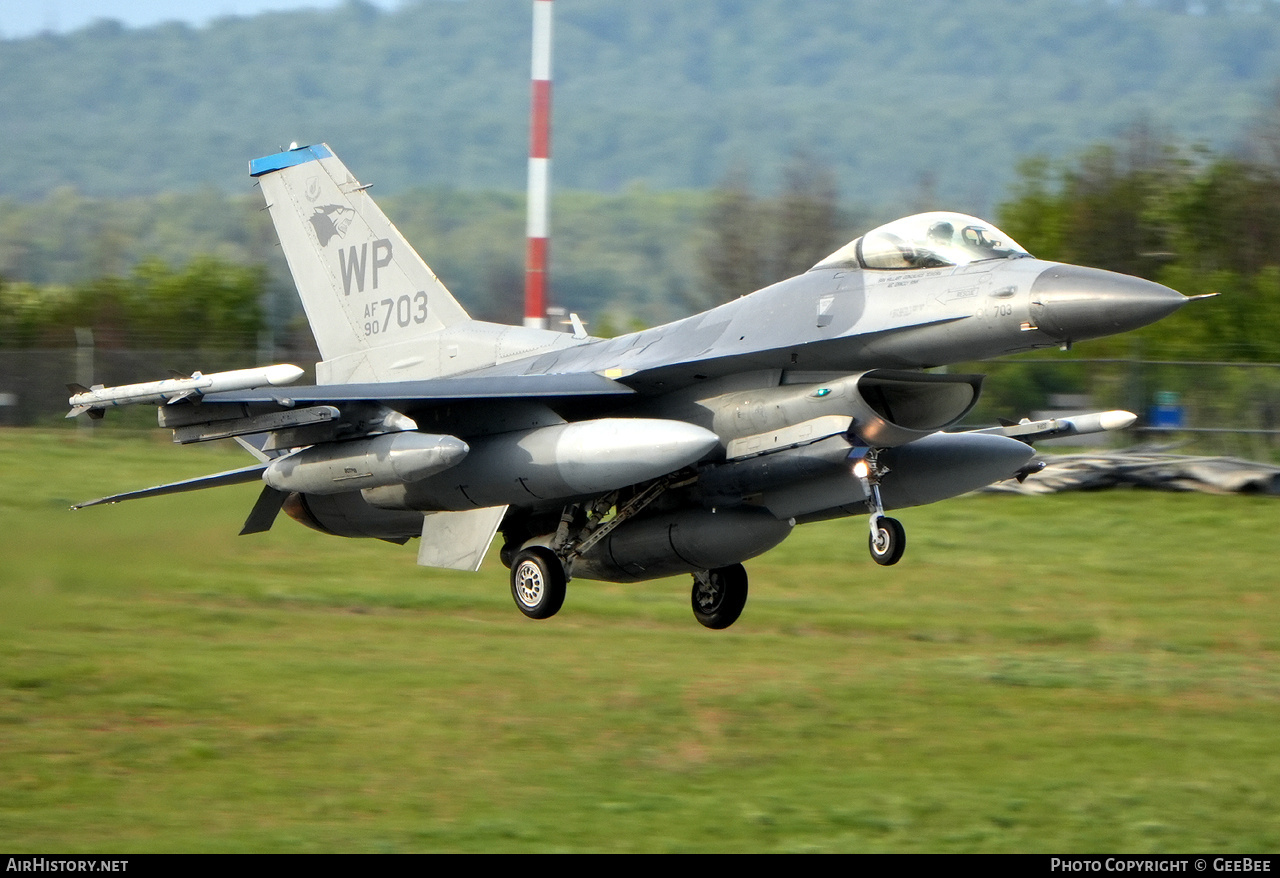 Aircraft Photo of 90-0703 | General Dynamics F-16C Fighting Falcon | USA - Air Force | AirHistory.net #826827