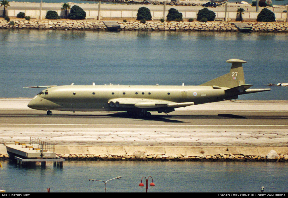 Aircraft Photo of XV227 | Hawker Siddeley HS-801 Nimrod MR.2P | UK - Air Force | AirHistory.net #826884