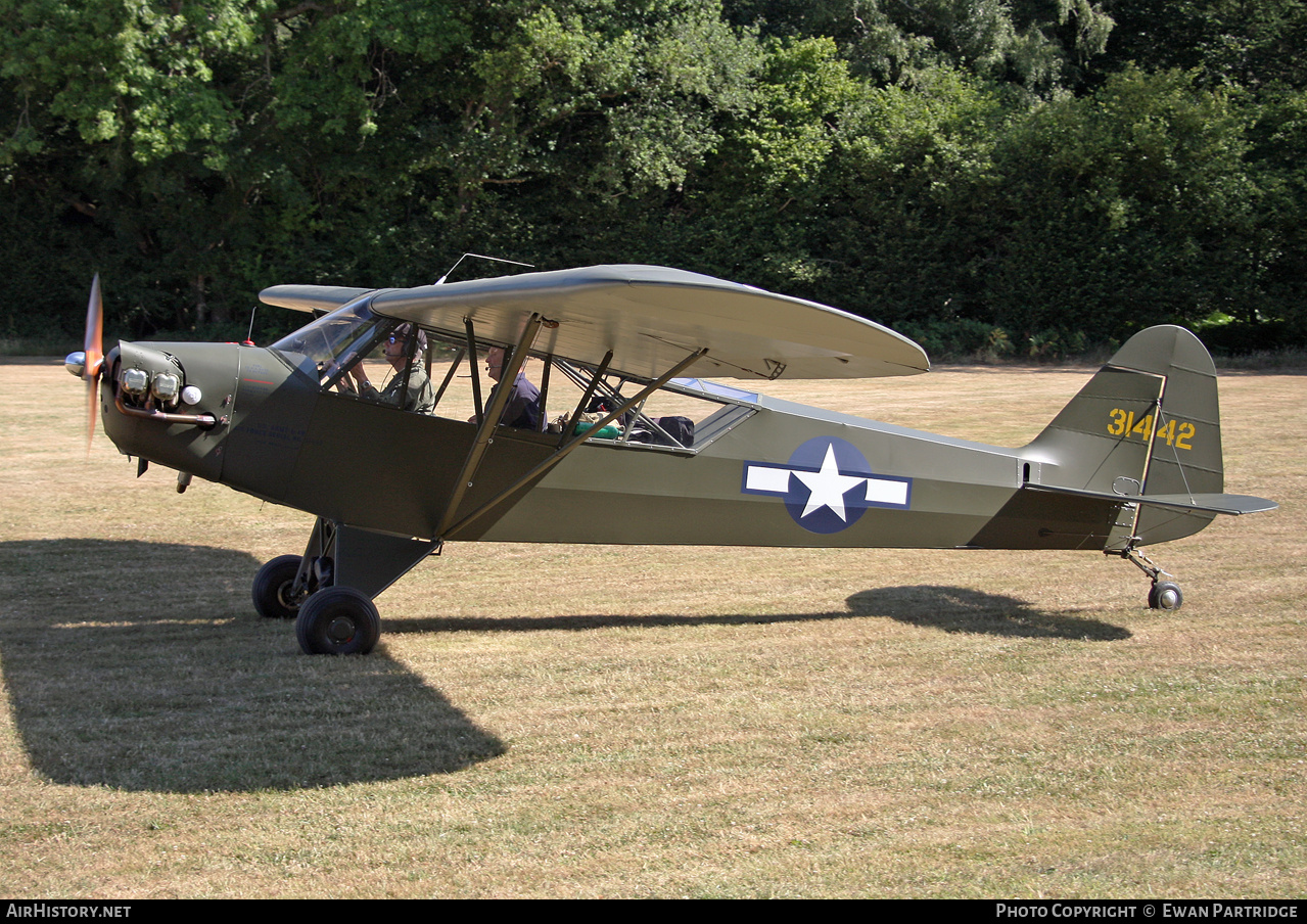 Aircraft Photo of G-BCOM / 31442 | Piper J-3C-65 Cub | USA - Air Force | AirHistory.net #826892