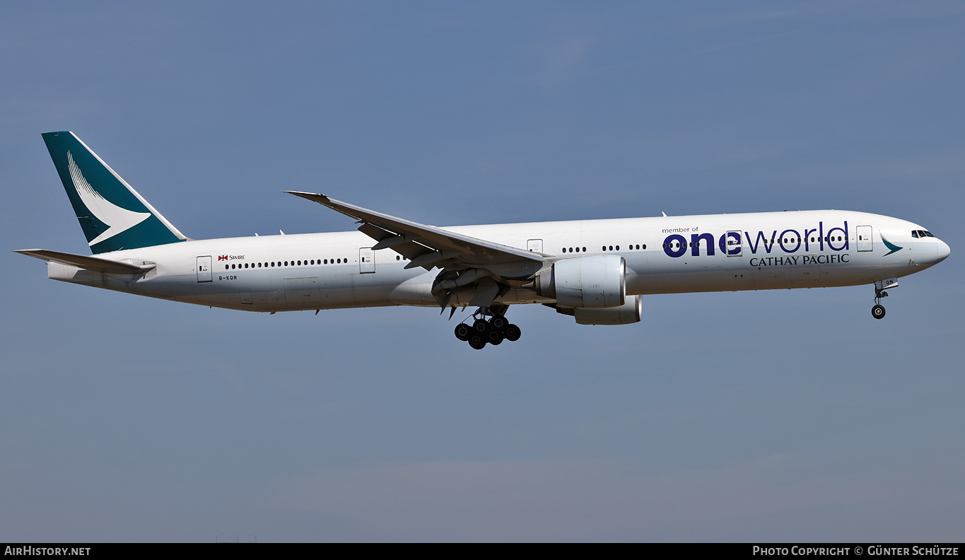 Aircraft Photo of B-KQN | Boeing 777-367/ER | Cathay Pacific Airways | AirHistory.net #826897