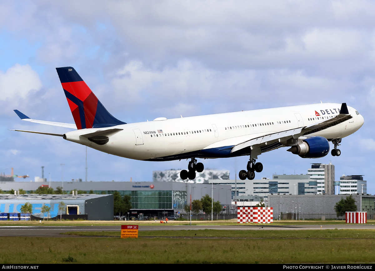 Aircraft Photo of N824NW | Airbus A330-302 | Delta Air Lines | AirHistory.net #826989