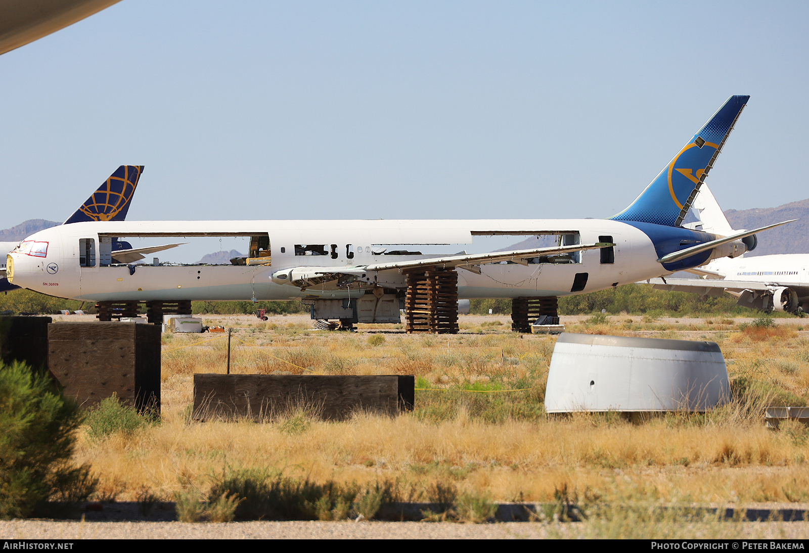 Aircraft Photo of D-ABUK | Boeing 767-343/ER | Condor Flugdienst | AirHistory.net #827012