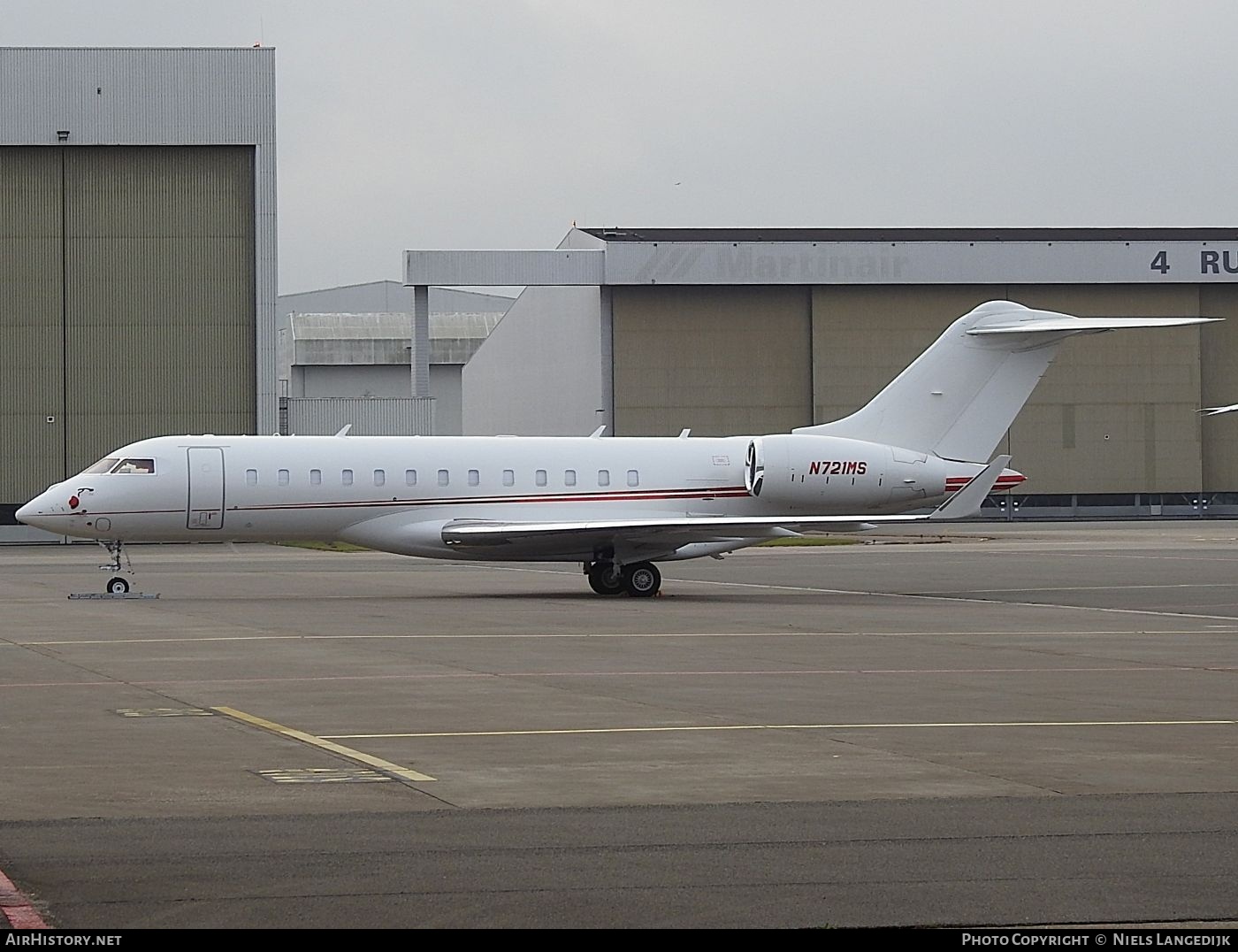 Aircraft Photo of N721MS | Bombardier Global 6000 (BD-700-1A10) | AirHistory.net #827017