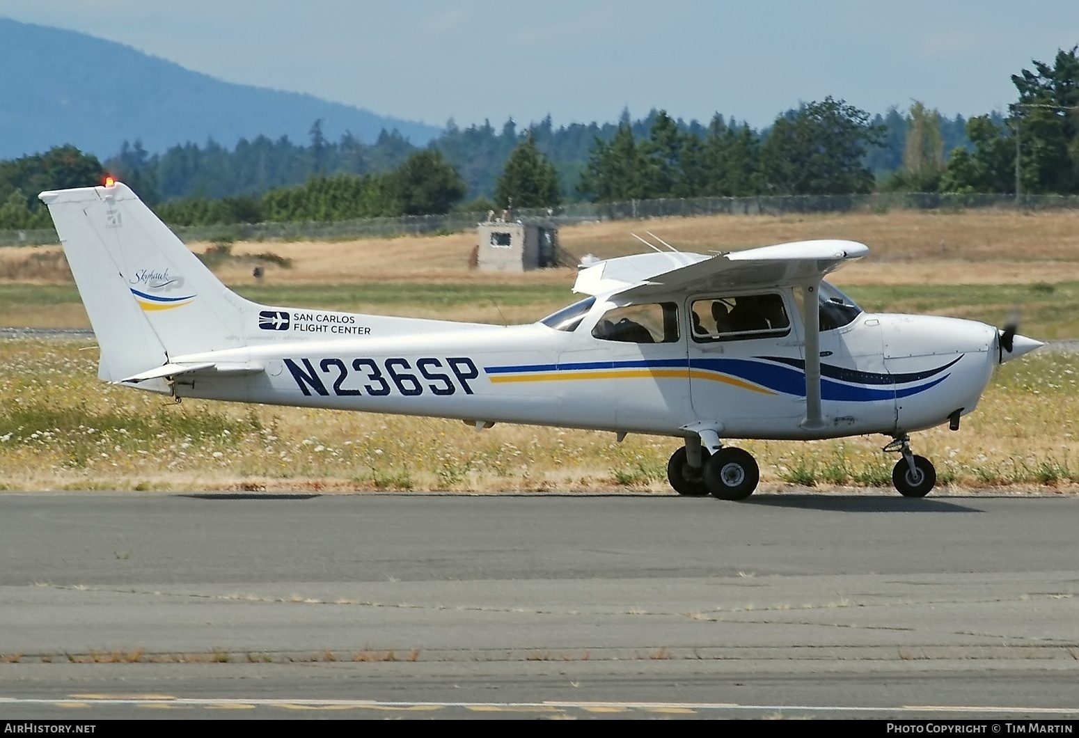 Aircraft Photo of N236SP | Cessna 172S Skyhawk SP | San Carlos Flight Center | AirHistory.net #827085