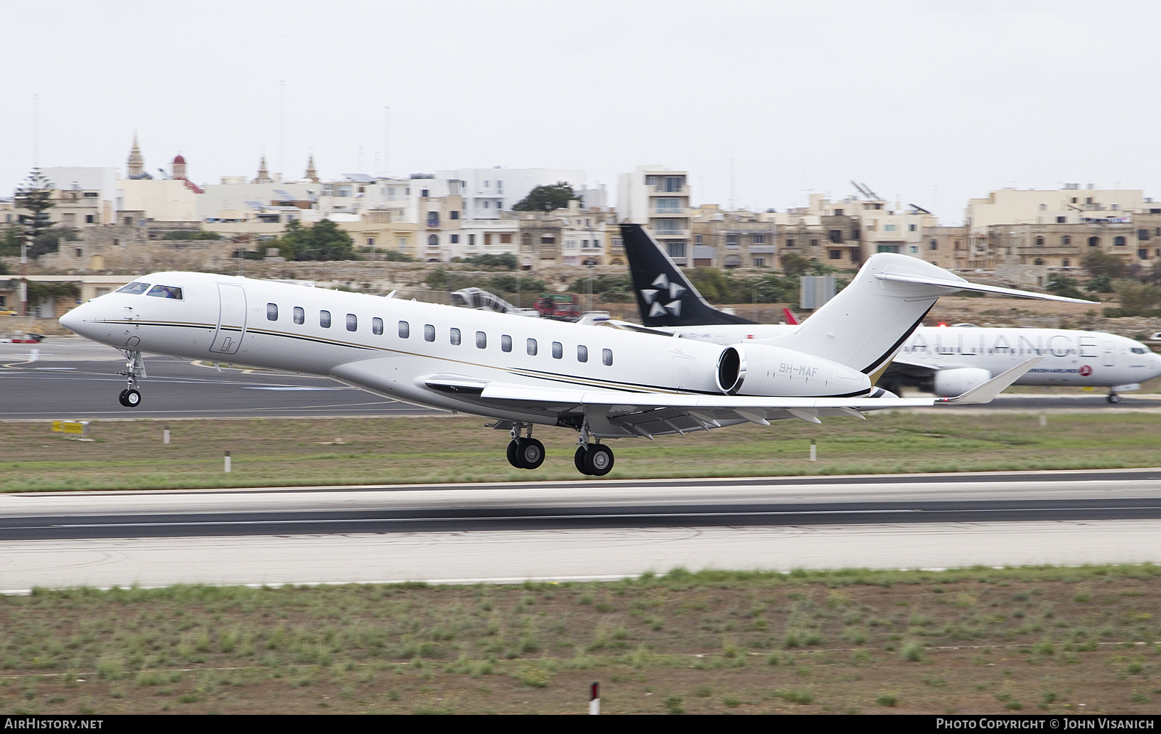 Aircraft Photo of 9H-MAF | Bombardier Global 7500 (BD-700-2A12) | AirHistory.net #827111