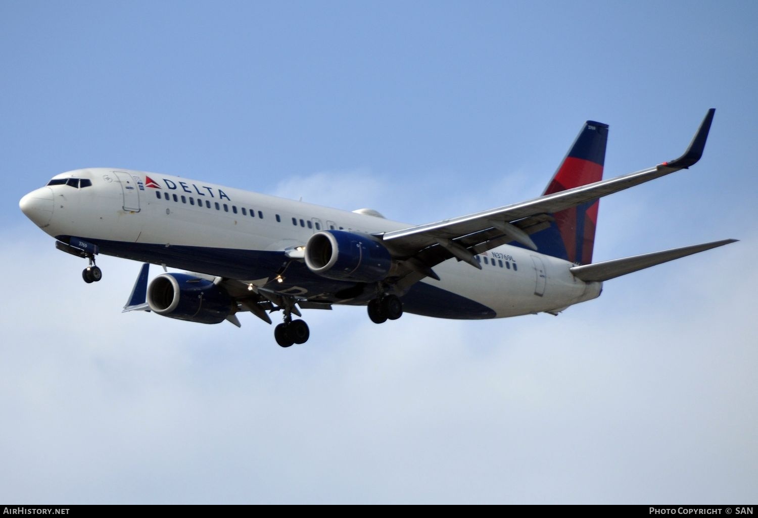 Aircraft Photo of N3769L | Boeing 737-832 | Delta Air Lines | AirHistory.net #827204