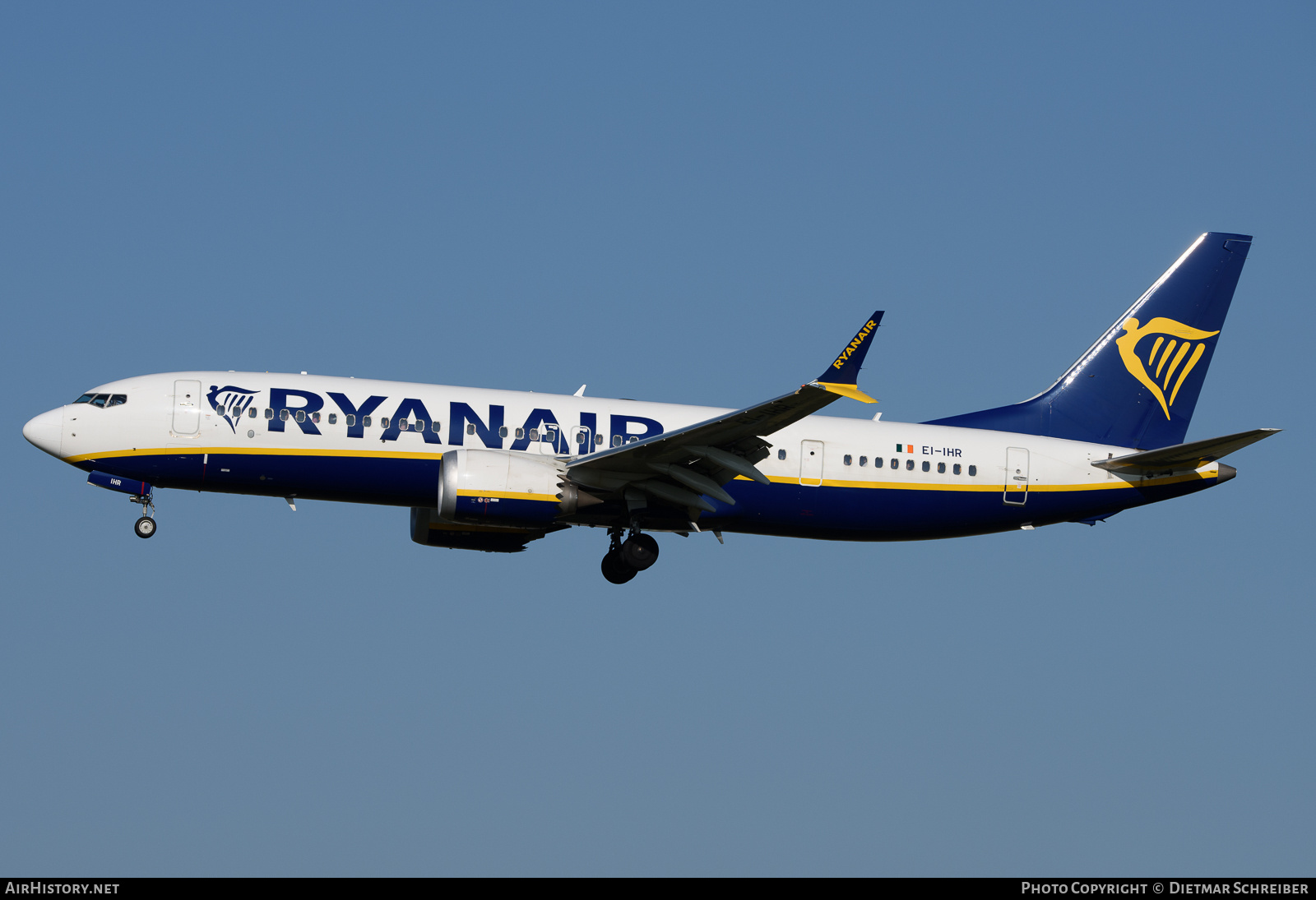 Aircraft Photo of EI-IHR | Boeing 737-8200 Max 200 | Ryanair | AirHistory.net #827288