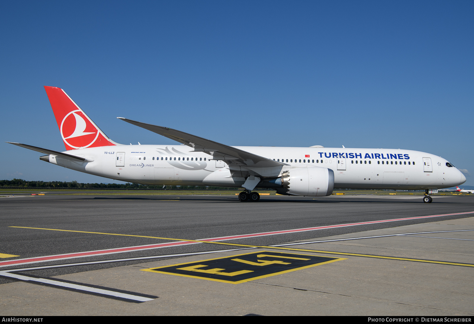 Aircraft Photo of TC-LLZ | Boeing 787-9 Dreamliner | Turkish Airlines | AirHistory.net #827300