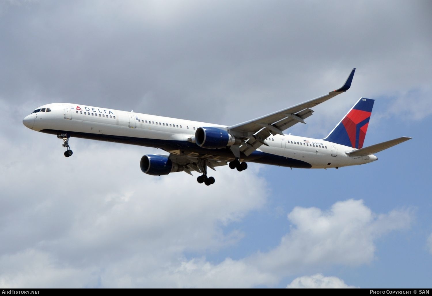 Aircraft Photo of N594NW | Boeing 757-351 | Delta Air Lines | AirHistory.net #827303
