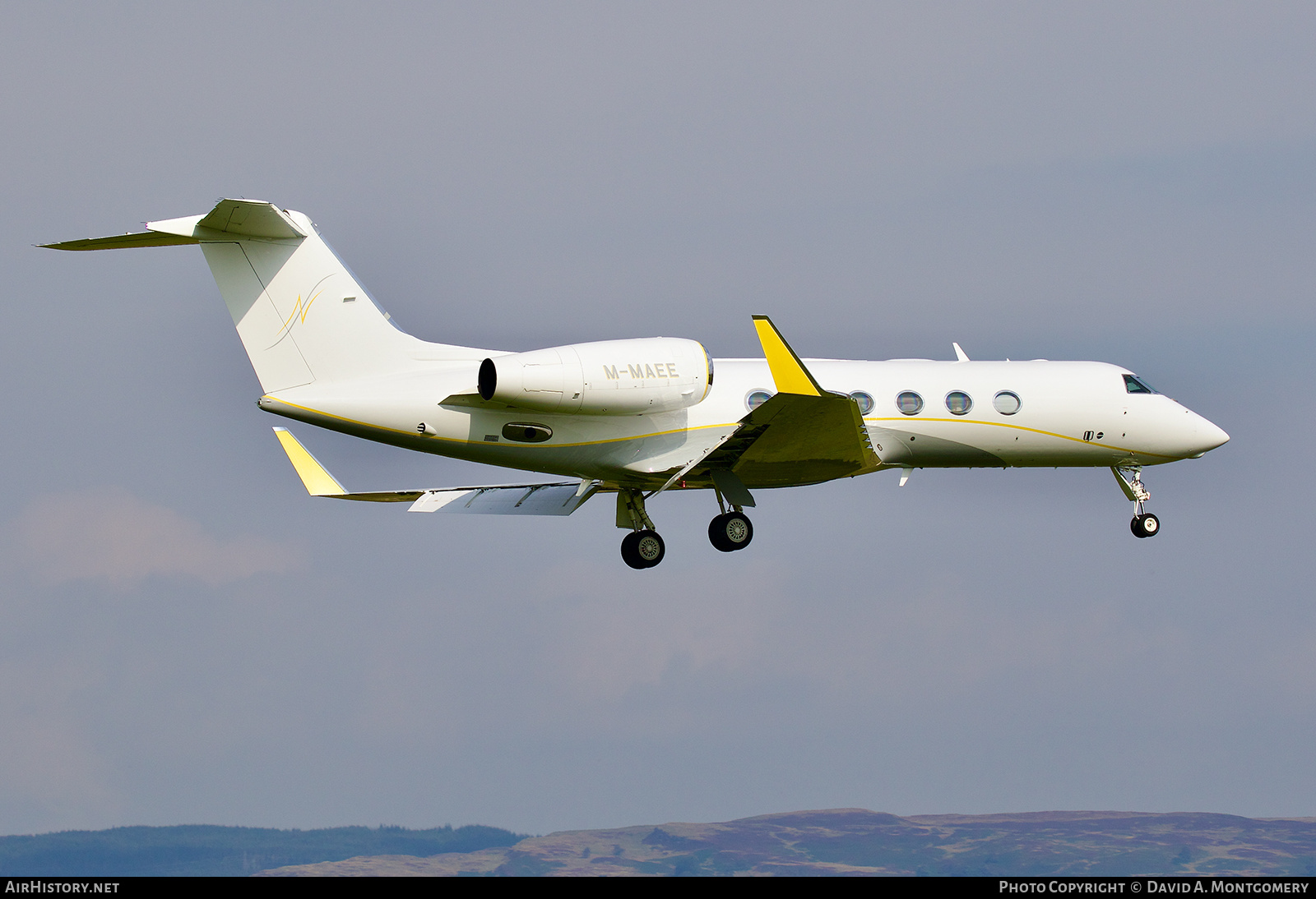 Aircraft Photo of M-MAEE | Gulfstream Aerospace G-IV-X Gulfstream G450 | AirHistory.net #827352