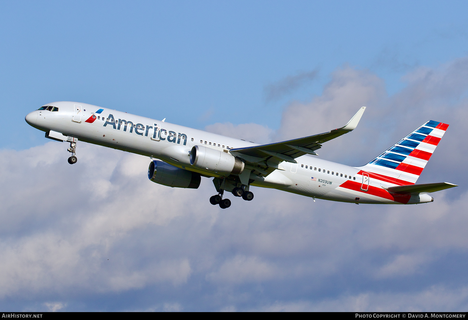 Aircraft Photo of N203UW | Boeing 757-23N | American Airlines | AirHistory.net #827355