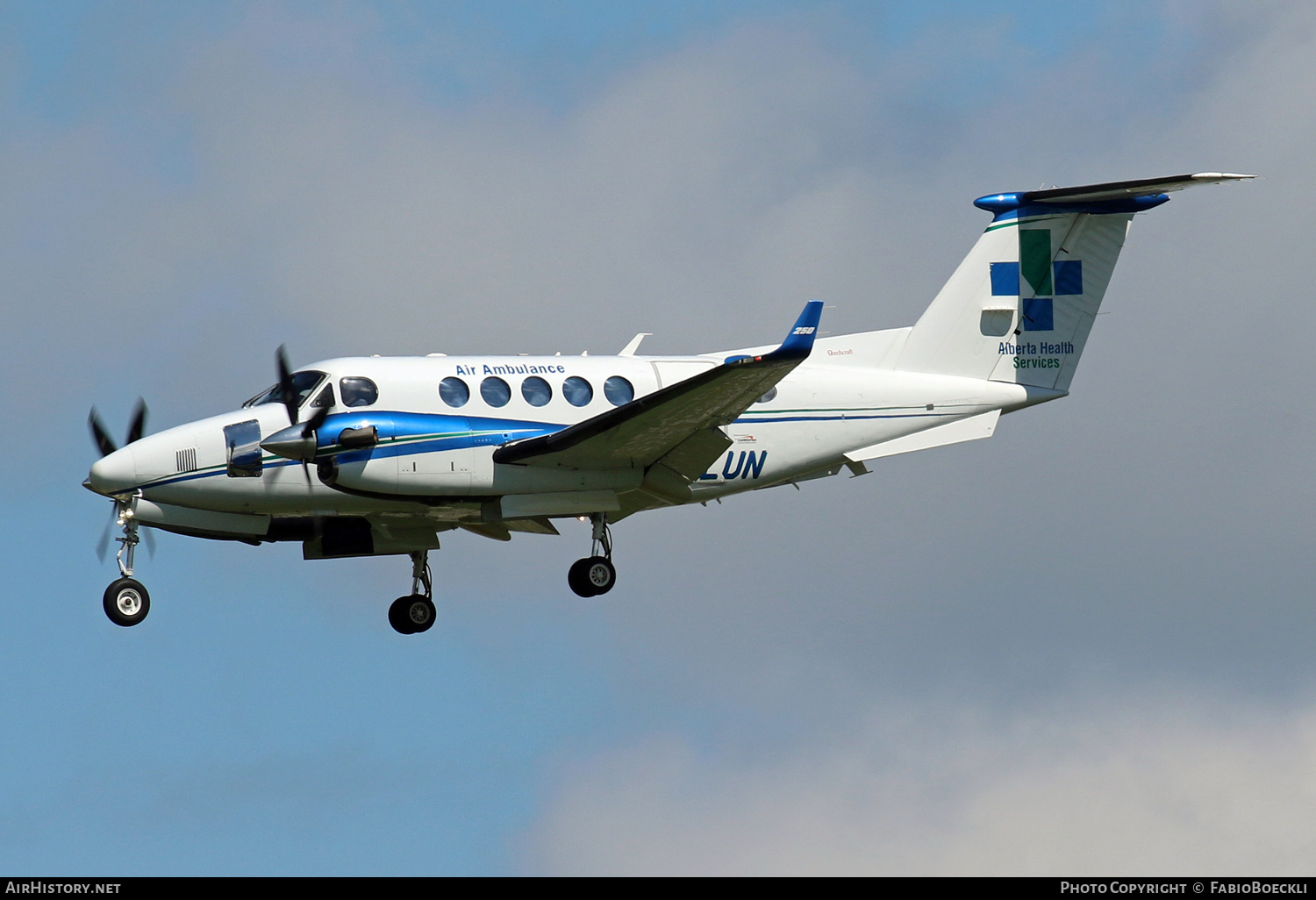 Aircraft Photo of C-GLUN | Textron B200GT King Air 250 | Alberta Health Services | AirHistory.net #827413