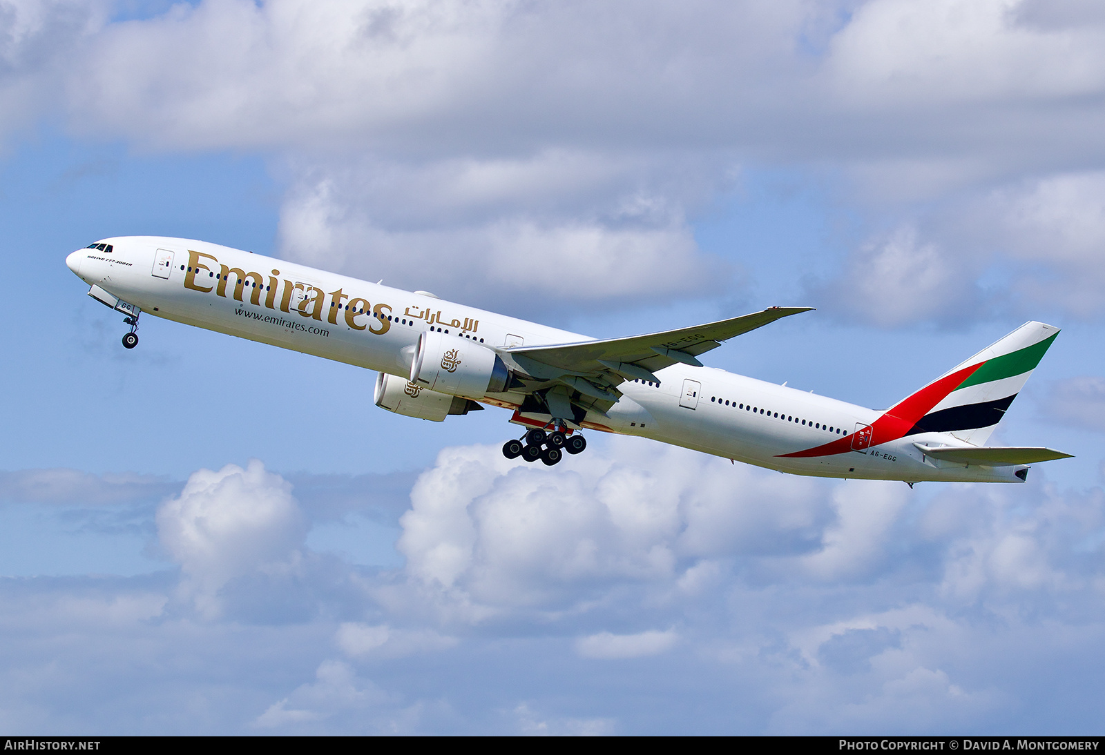Aircraft Photo of A6-EGG | Boeing 777-31H/ER | Emirates | AirHistory.net #827464