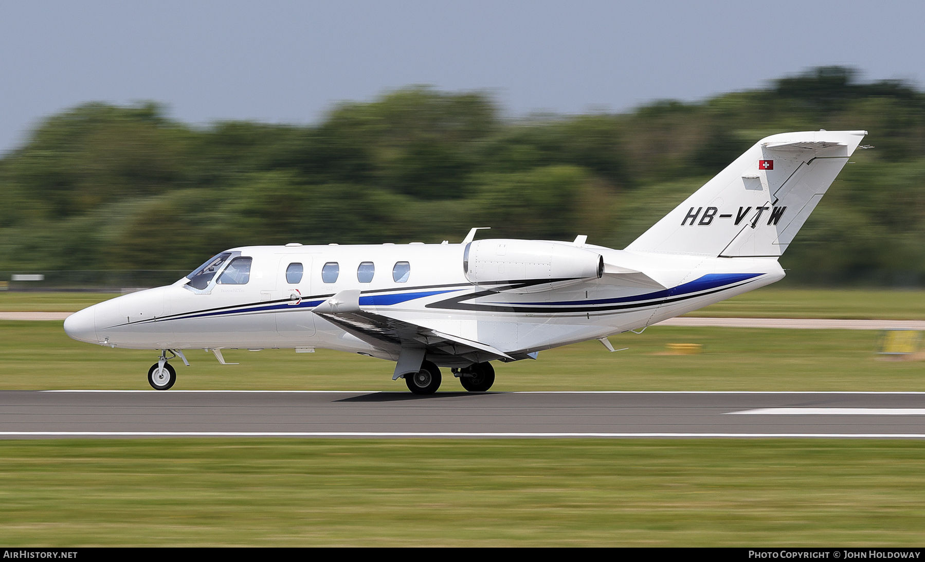 Aircraft Photo of HB-VTW | Cessna 525 CitationJet M2 | AirHistory.net #827547