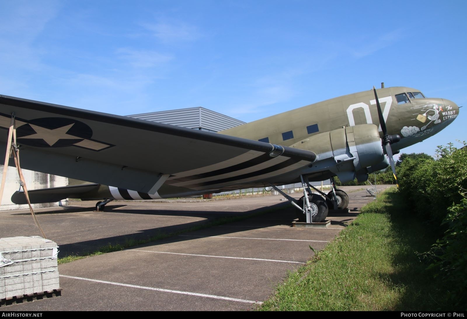 Aircraft Photo of 2100811 | Douglas C-47D Skytrain | USA - Air Force | AirHistory.net #827556