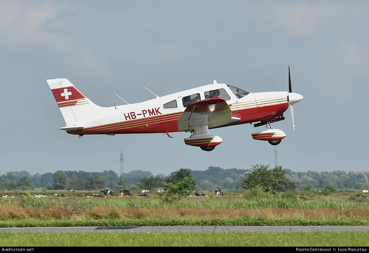 Aircraft Photo of HB-PMK | Piper PA-28-181 Archer II | AirHistory.net #827570