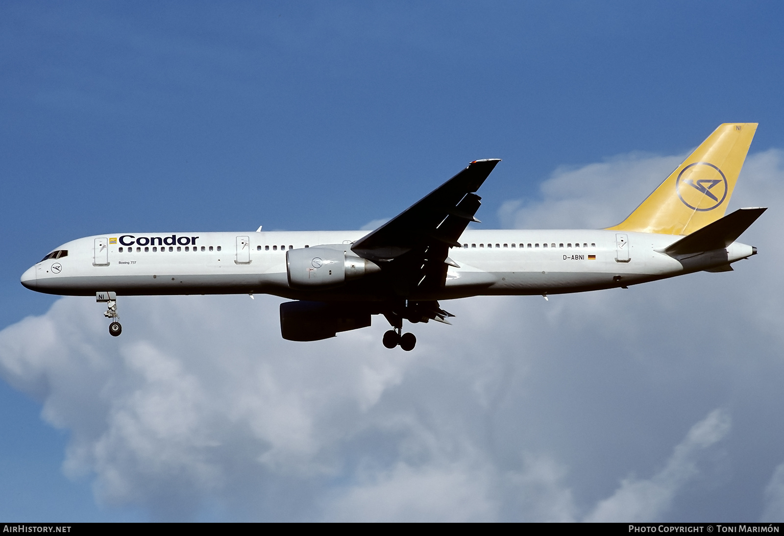 Aircraft Photo of D-ABNI | Boeing 757-230 | Condor Flugdienst | AirHistory.net #827583