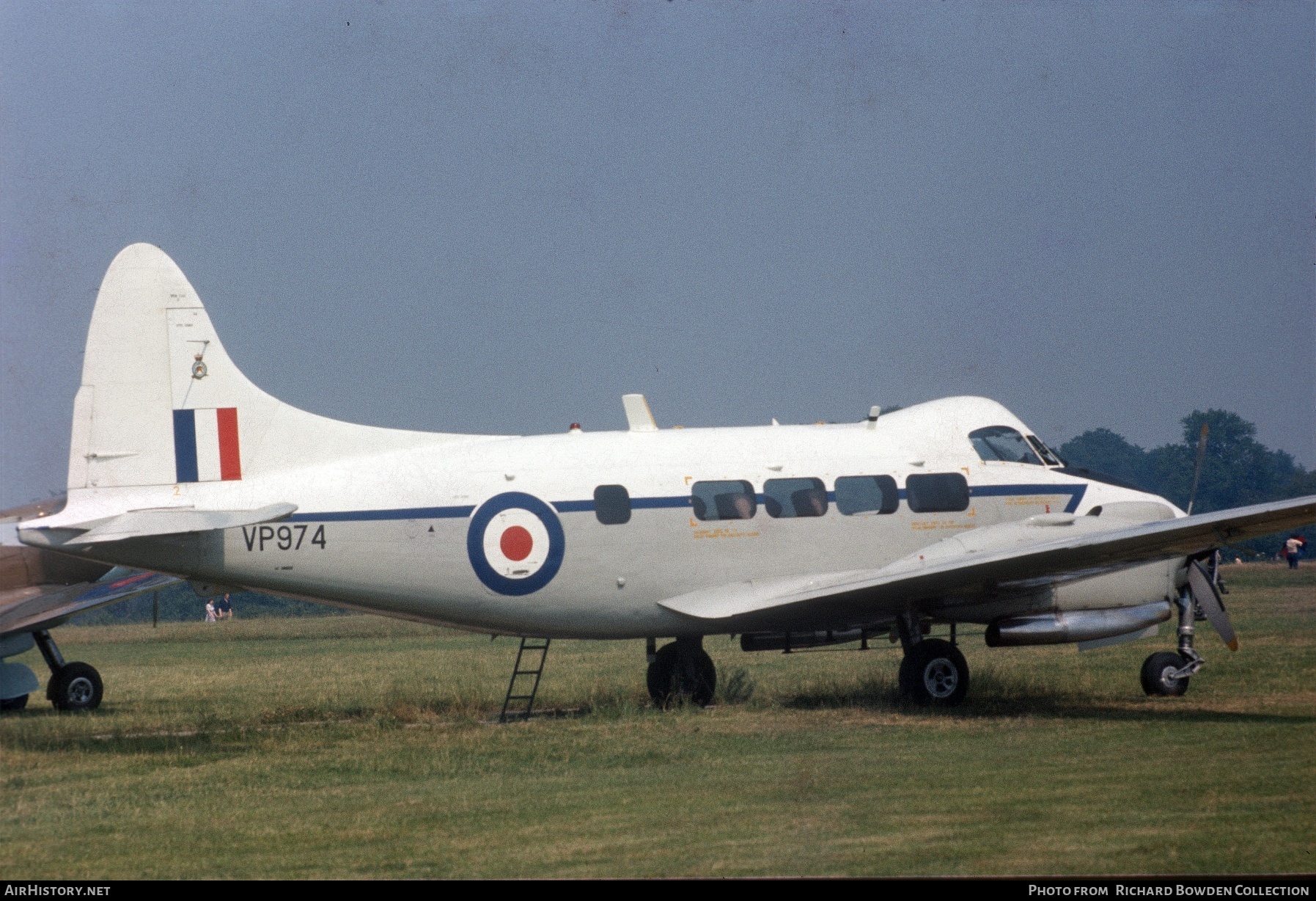 Aircraft Photo of VP974 | De Havilland D.H. 104 Devon C2 | UK - Air Force | AirHistory.net #827584