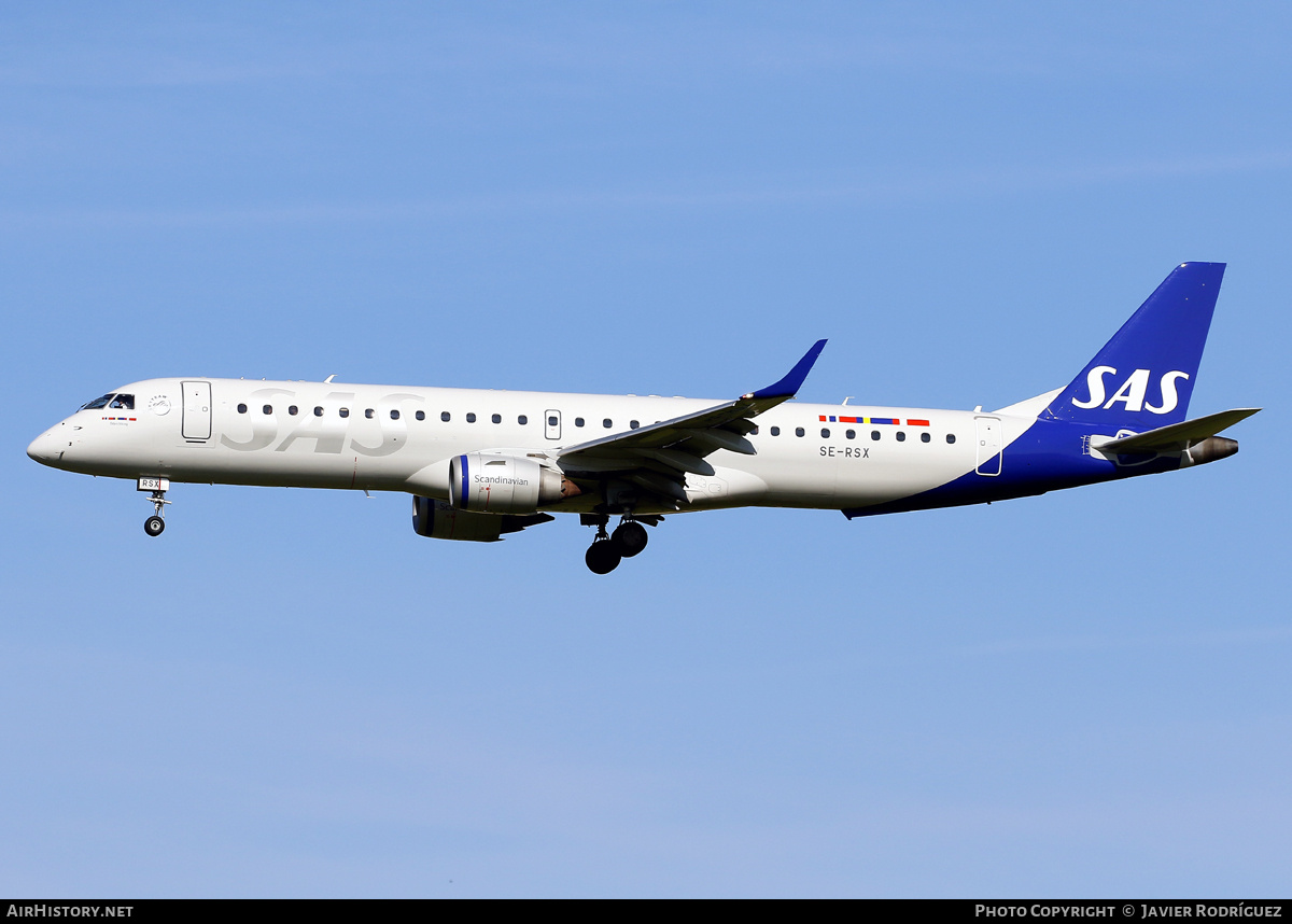 Aircraft Photo of SE-RSX | Embraer 195LR (ERJ-190-200LR) | Scandinavian Airlines - SAS | AirHistory.net #827617