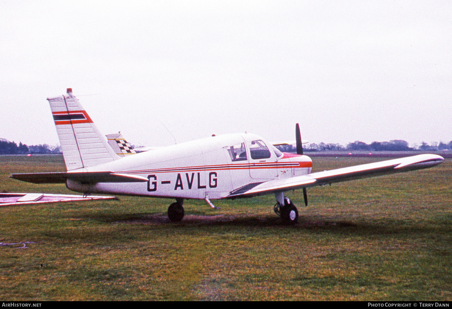 Aircraft Photo of G-AVLG | Piper PA-28-140 Cherokee | AirHistory.net #827639