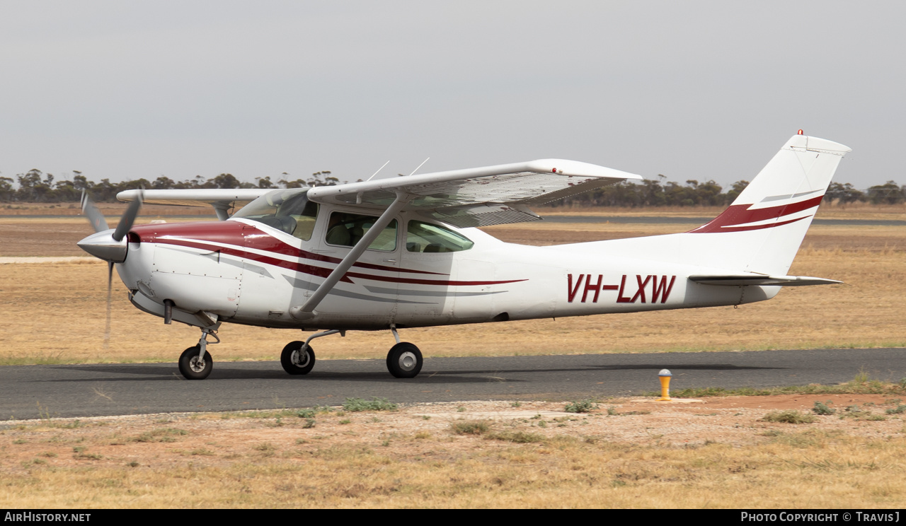 Aircraft Photo of VH-LXW | Cessna TR182 Turbo Skylane RG | AirHistory.net #827669