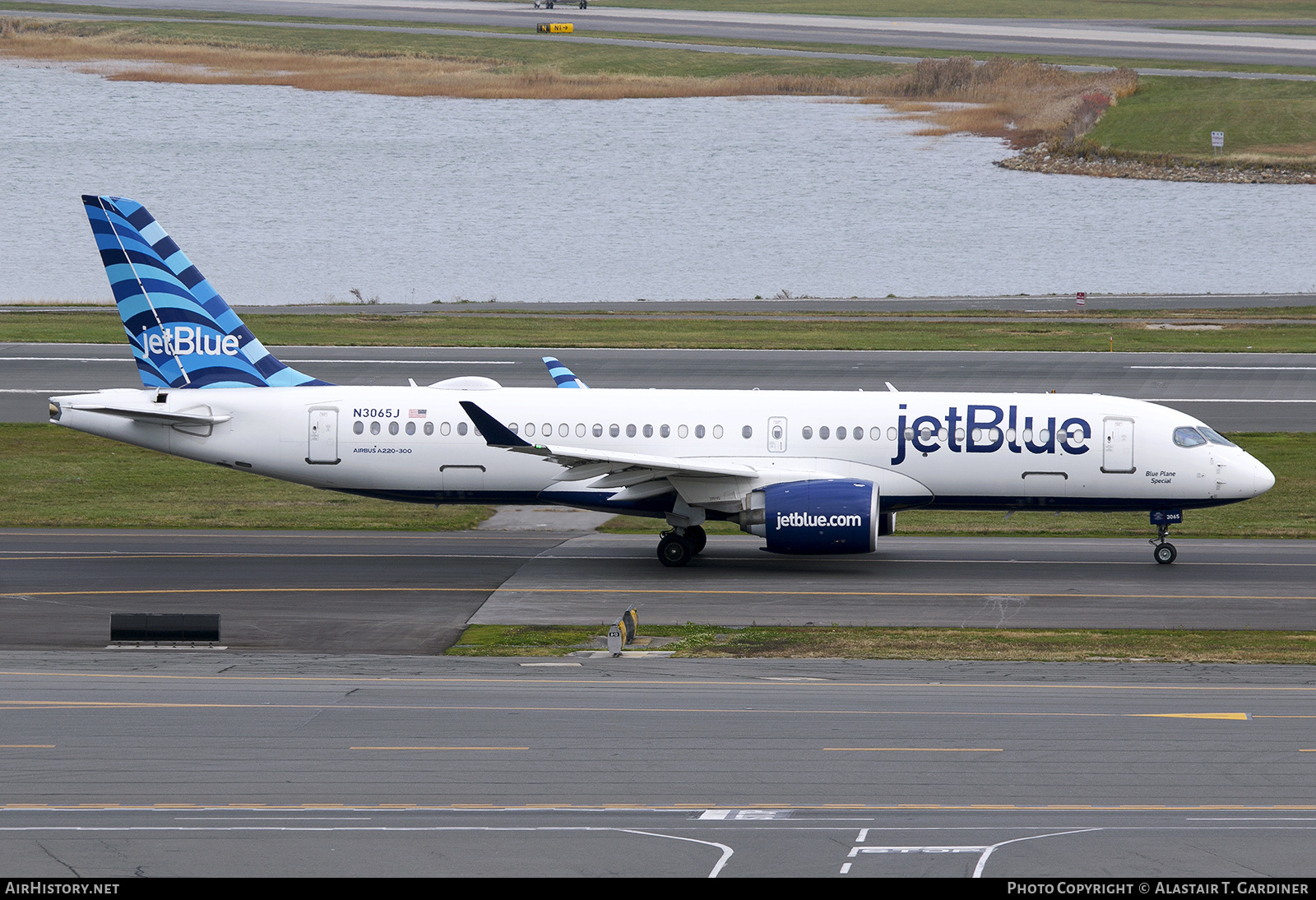 Aircraft Photo of N3065J | Airbus A220-371 (BD-500-1A11) | JetBlue Airways | AirHistory.net #827671