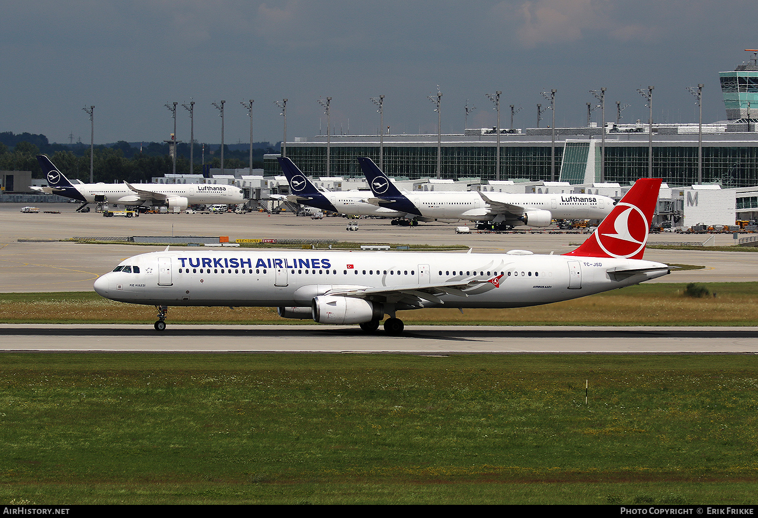 Aircraft Photo of TC-JSD | Airbus A321-231 | Turkish Airlines | AirHistory.net #827684
