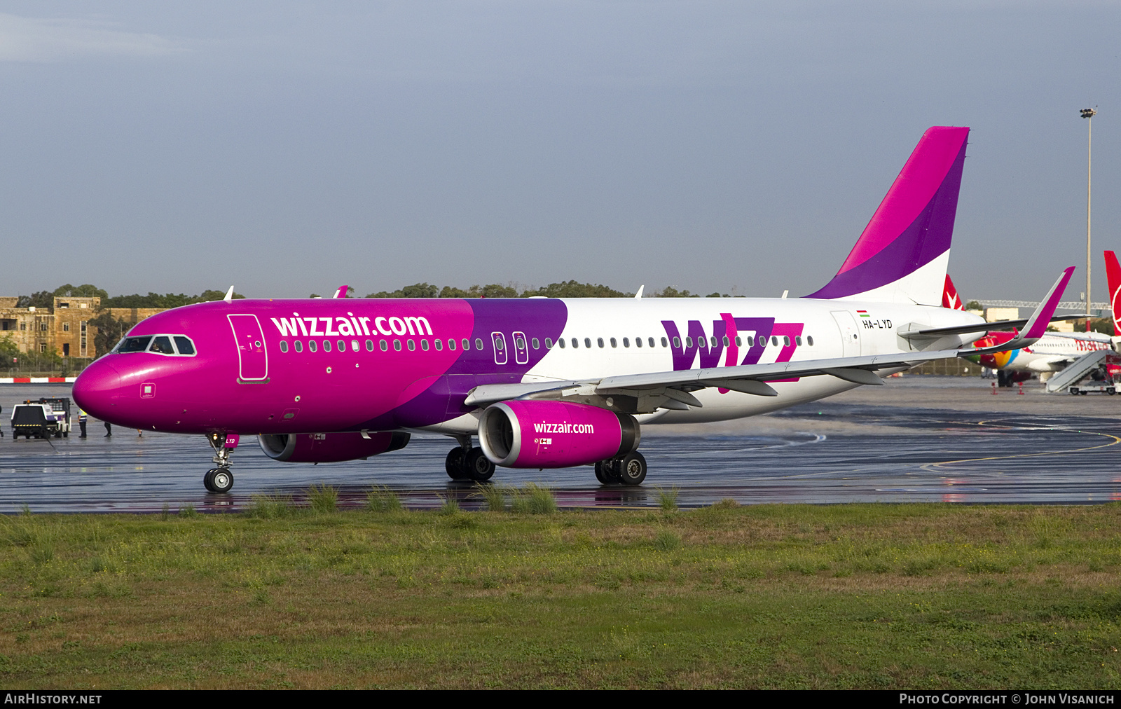 Aircraft Photo of HA-LYD | Airbus A320-232 | Wizz Air | AirHistory.net #827718