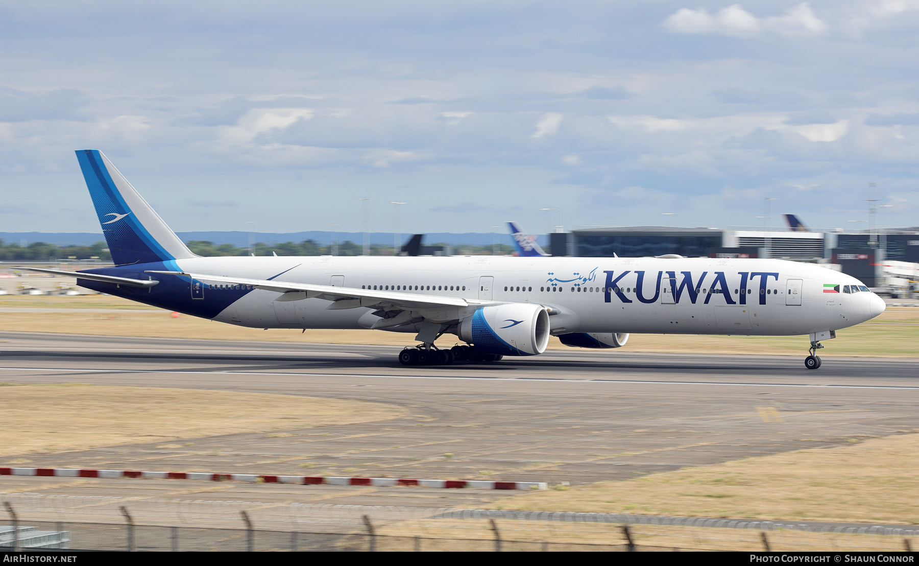 Aircraft Photo of 9K-AOK | Boeing 777-300/ER | Kuwait Airways | AirHistory.net #827749