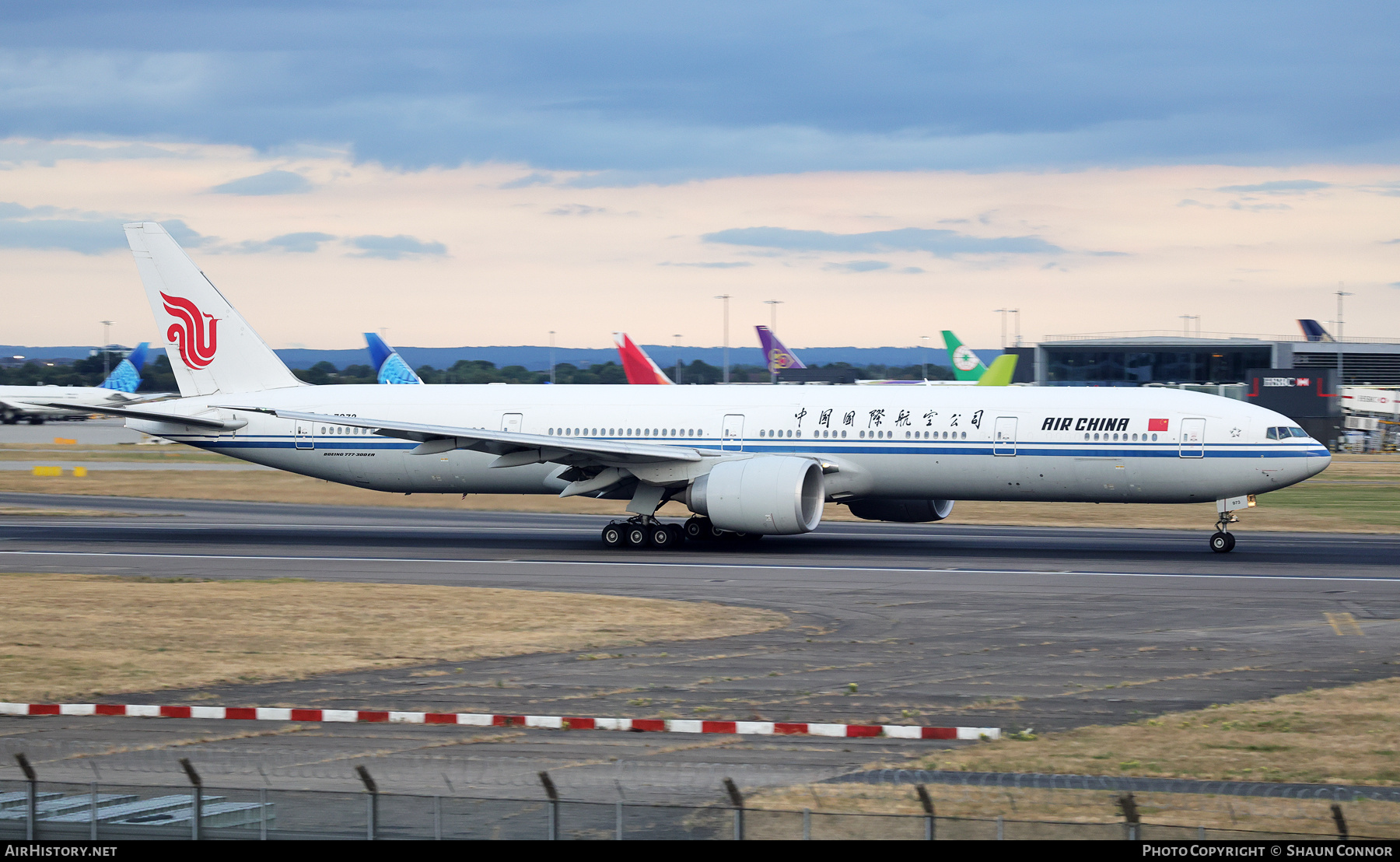 Aircraft Photo of B-7973 | Boeing 777-300/ER | Air China | AirHistory.net #827755