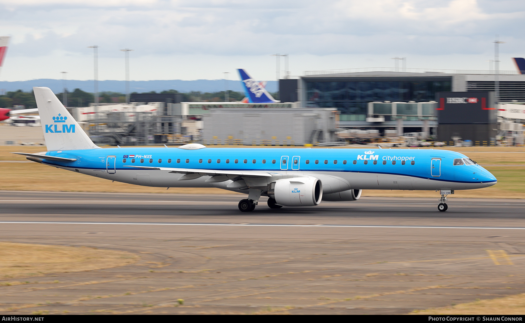 Aircraft Photo of PH-NXS | Embraer 195-E2 (ERJ-190-400) | KLM Cityhopper | AirHistory.net #827802